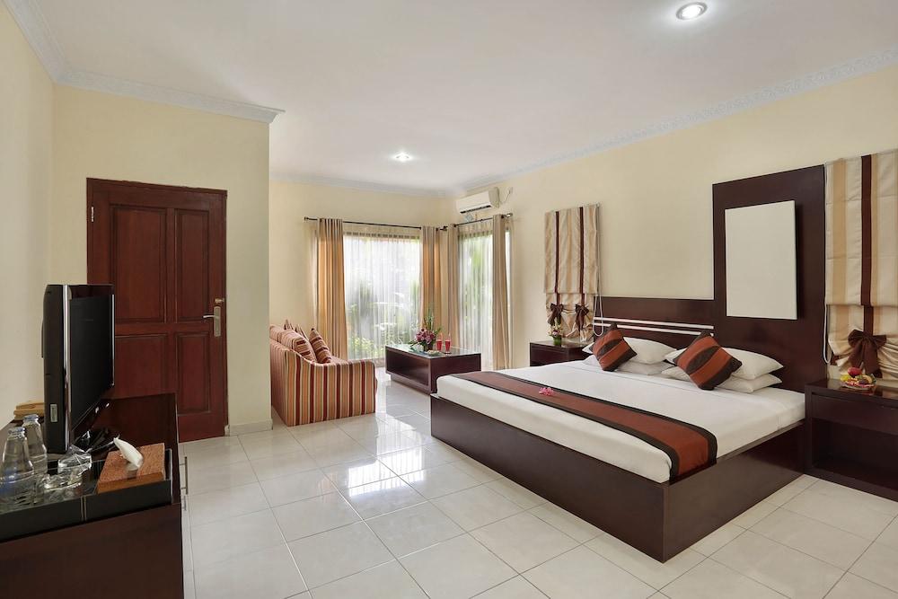 The Batu Belig Hotel & Spa Seminyak Buitenkant foto