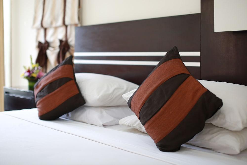 The Batu Belig Hotel & Spa Seminyak Buitenkant foto
