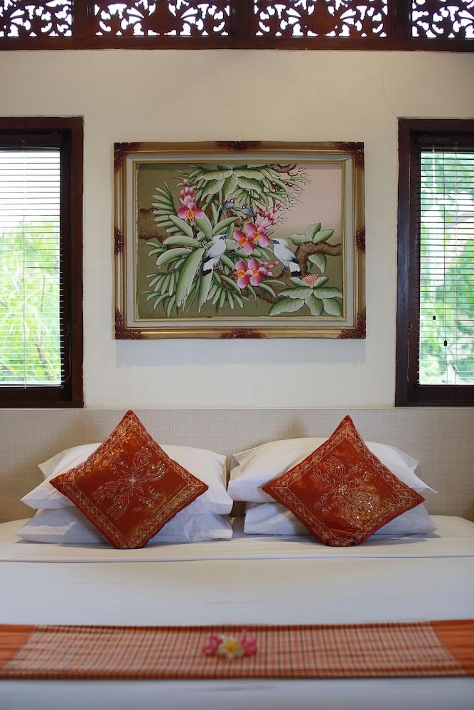 The Batu Belig Hotel & Spa Seminyak Buitenkant foto