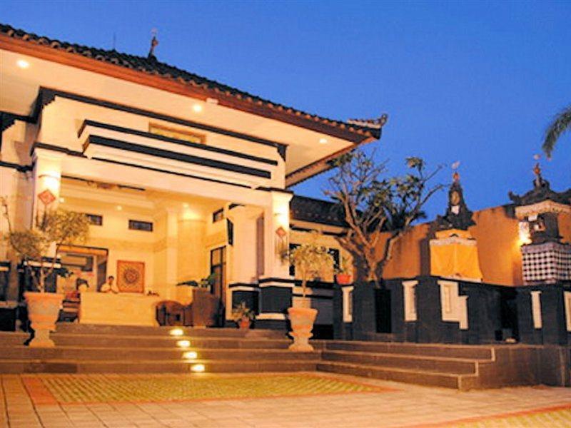 The Batu Belig Hotel & Spa Seminyak Buitenkant foto