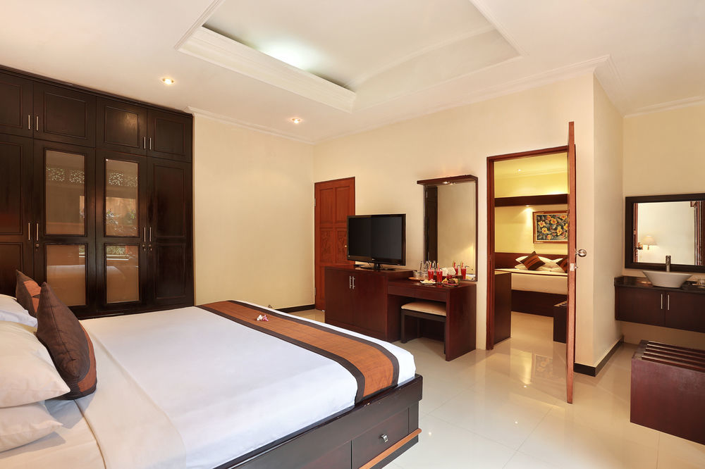 The Batu Belig Hotel & Spa Seminyak Buitenkant foto
